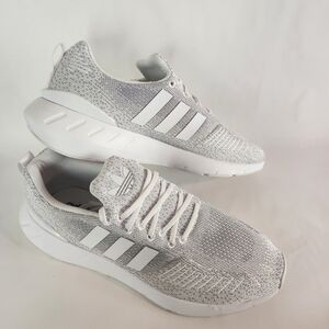 Adidas Swift Run 22 Men's size 10